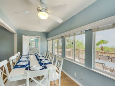 Fort Myers 3 Bedroom Vacation Duplex Rental with Pool
